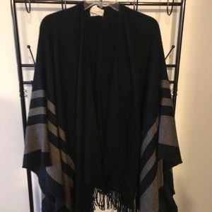 Poncho/ shrug sweater